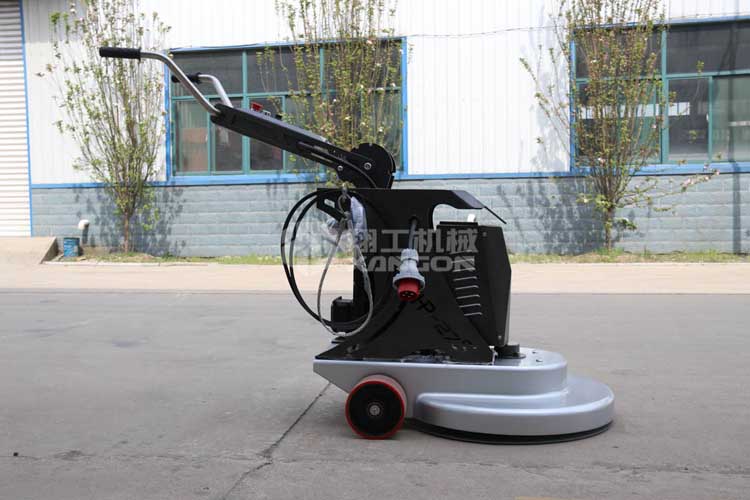 拋光機(jī)是為了讓地面表面有光澤，需要先研磨后才可以拋光。拋光分為粗拋和精拋，這時候可以使用拋光機(jī)，配合拋光墊，提高地面的光澤度。高速地坪拋光機(jī)讓你輕松完成地坪拋光工作，提高地坪亮度。