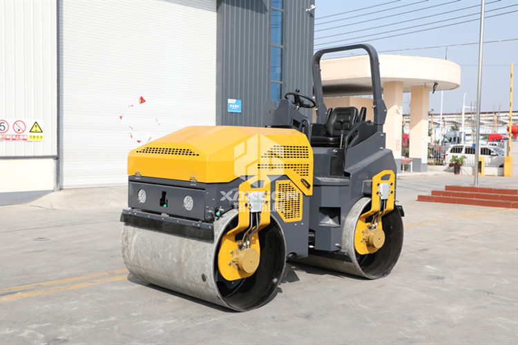 小型壓路機怎么樣剎車？又學(xué)到一期干貨
