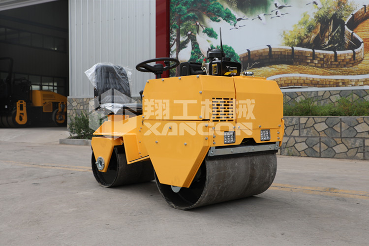 小型壓路機配件制動壓力異常怎么辦？
